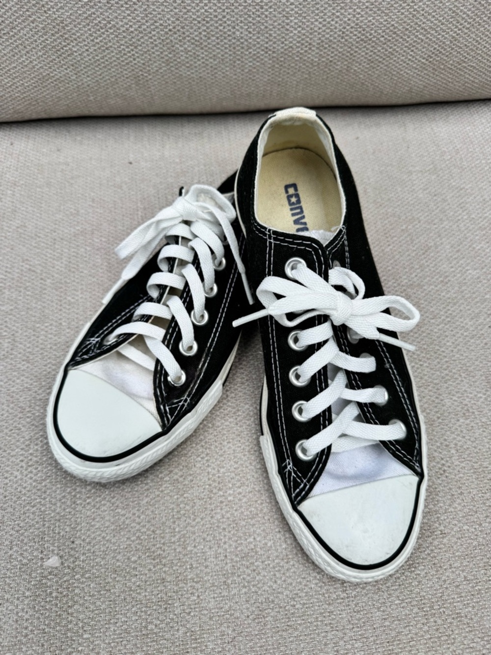 Converse Chuck Taylor All Star Low Top Sneakers Black White Classic | Women’s 7